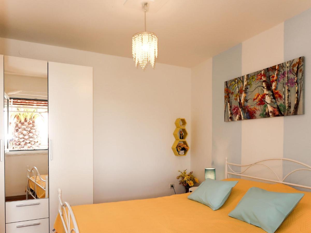 Holiday Home Garden - BRC650 Sumartin Buitenkant foto